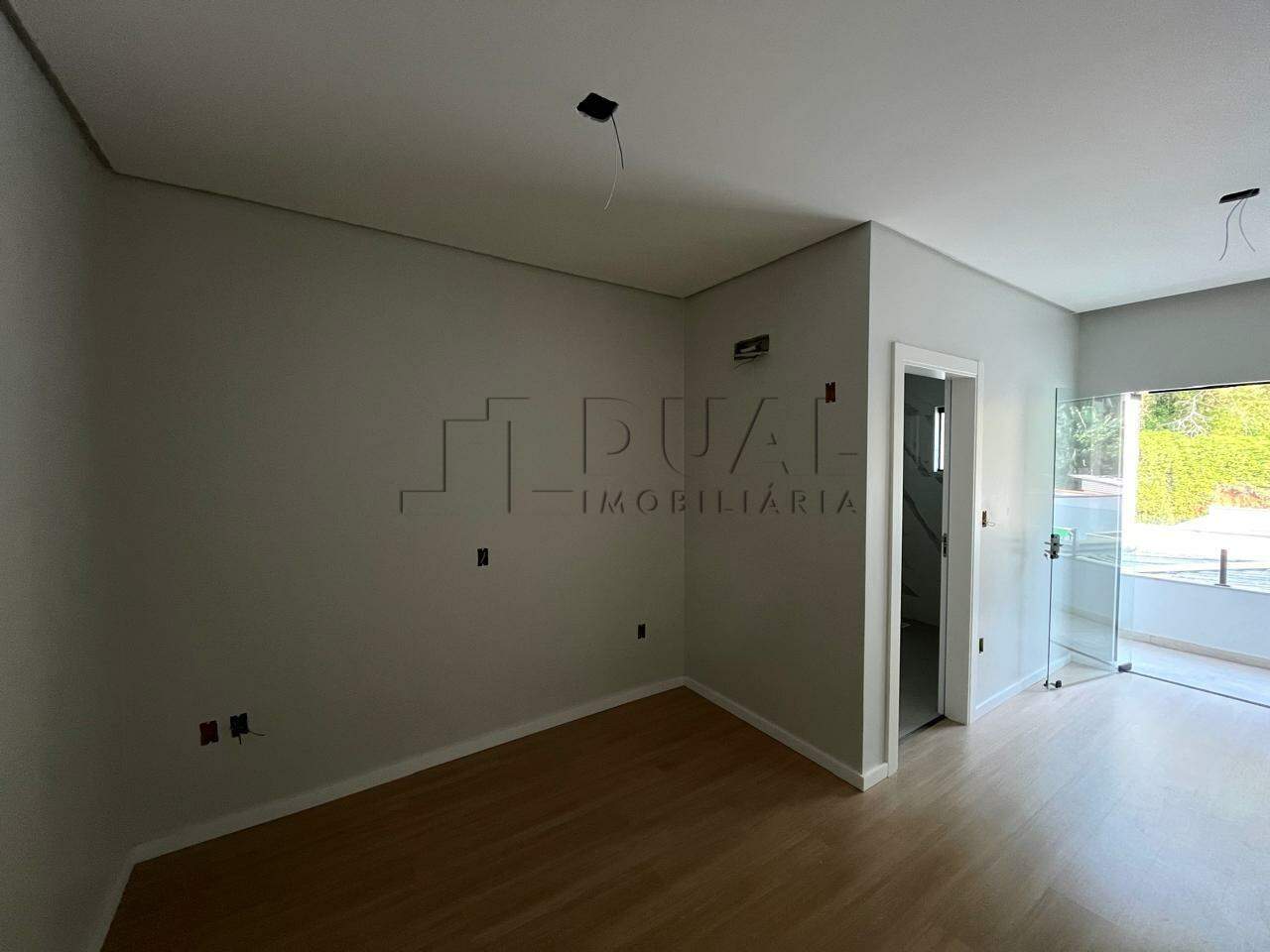 Imagem Geminado com 248,00m² à venda no bairro Barra do Rio Cerro em Jaraguá do Sul.