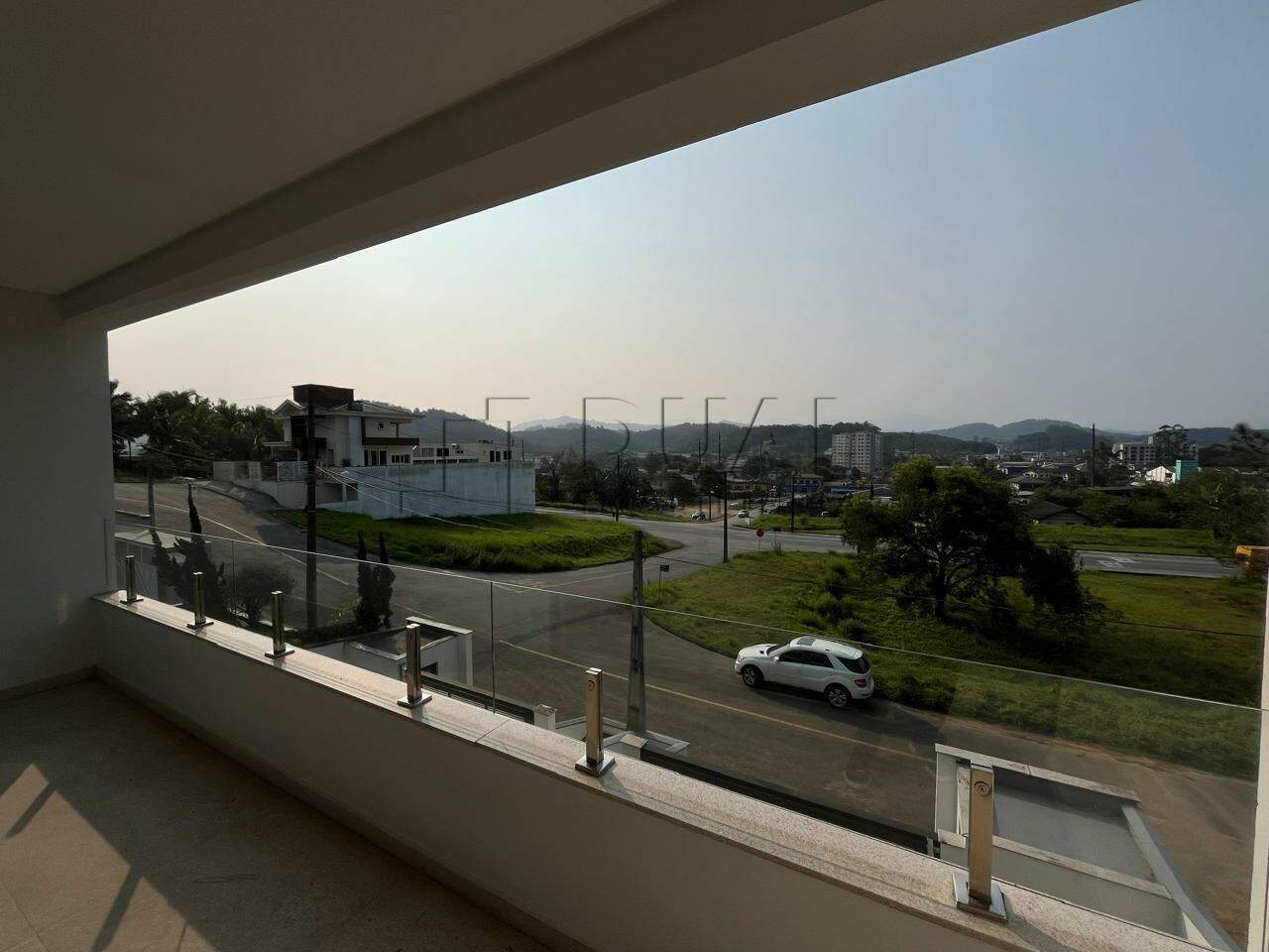 Imagem Geminado com 248,00m² à venda no bairro Barra do Rio Cerro em Jaraguá do Sul.