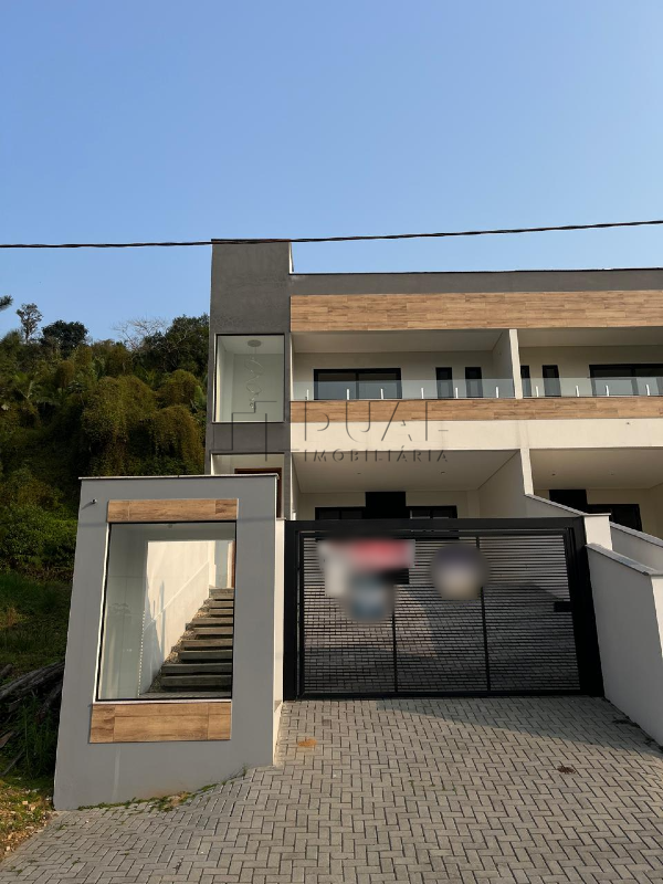 Imagem Geminado com 248,00m² à venda no bairro Barra do Rio Cerro em Jaraguá do Sul.