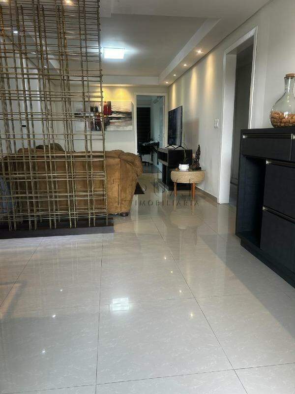 Imagem Casa com 143,35m² semimobiliada à venda no bairro Amizade em Jaraguá do Sul