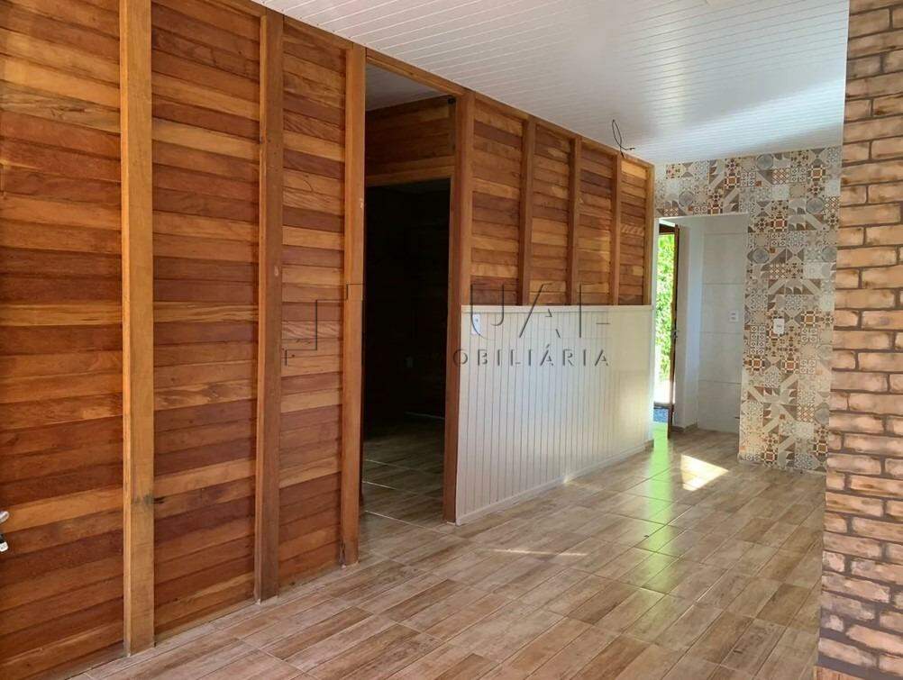 Imagem Terreno com 701,25m² e casa no bairro Vila Nova em Jaraguá do Sul