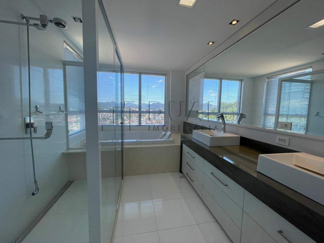 Imagem Apartamento à venda, 3 quartos, 3 suítes, 6 vagas, Centro - Jaraguá do Sul/SC