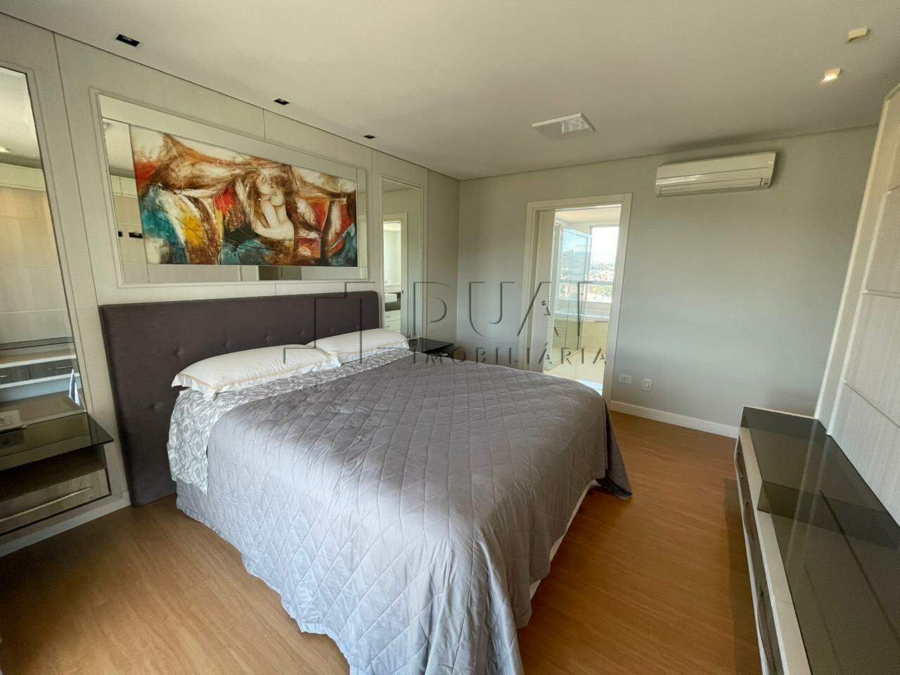 Imagem Apartamento à venda, 3 quartos, 3 suítes, 6 vagas, Centro - Jaraguá do Sul/SC