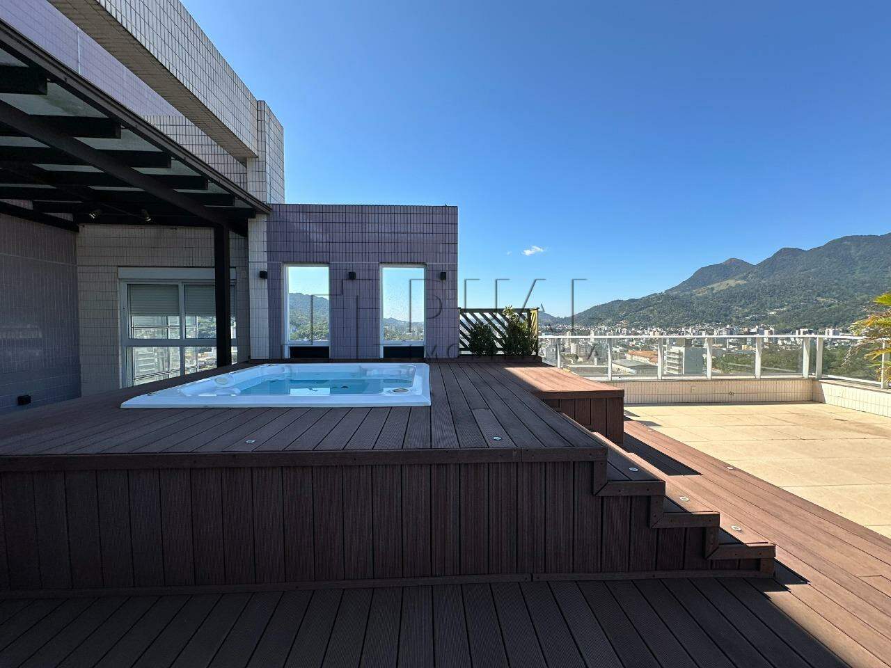 Imagem Apartamento à venda, 3 quartos, 3 suítes, 6 vagas, Centro - Jaraguá do Sul/SC