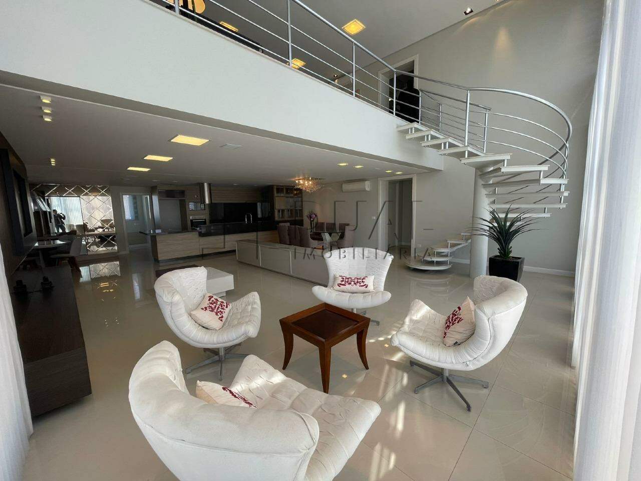 Imagem Apartamento à venda, 3 quartos, 3 suítes, 6 vagas, Centro - Jaraguá do Sul/SC