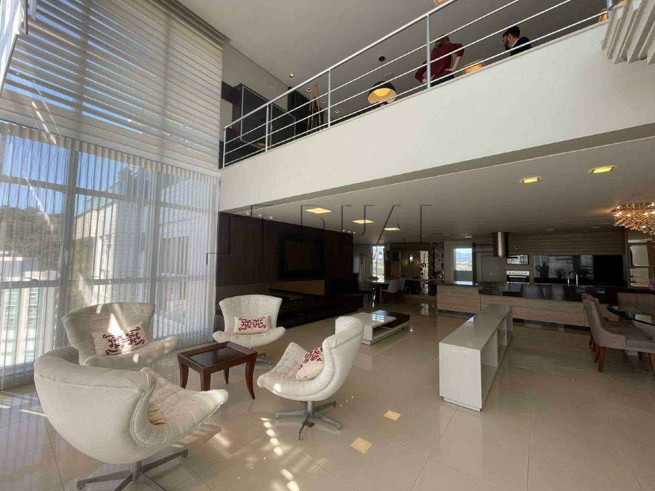 Imagem Apartamento à venda, 3 quartos, 3 suítes, 6 vagas, Centro - Jaraguá do Sul/SC