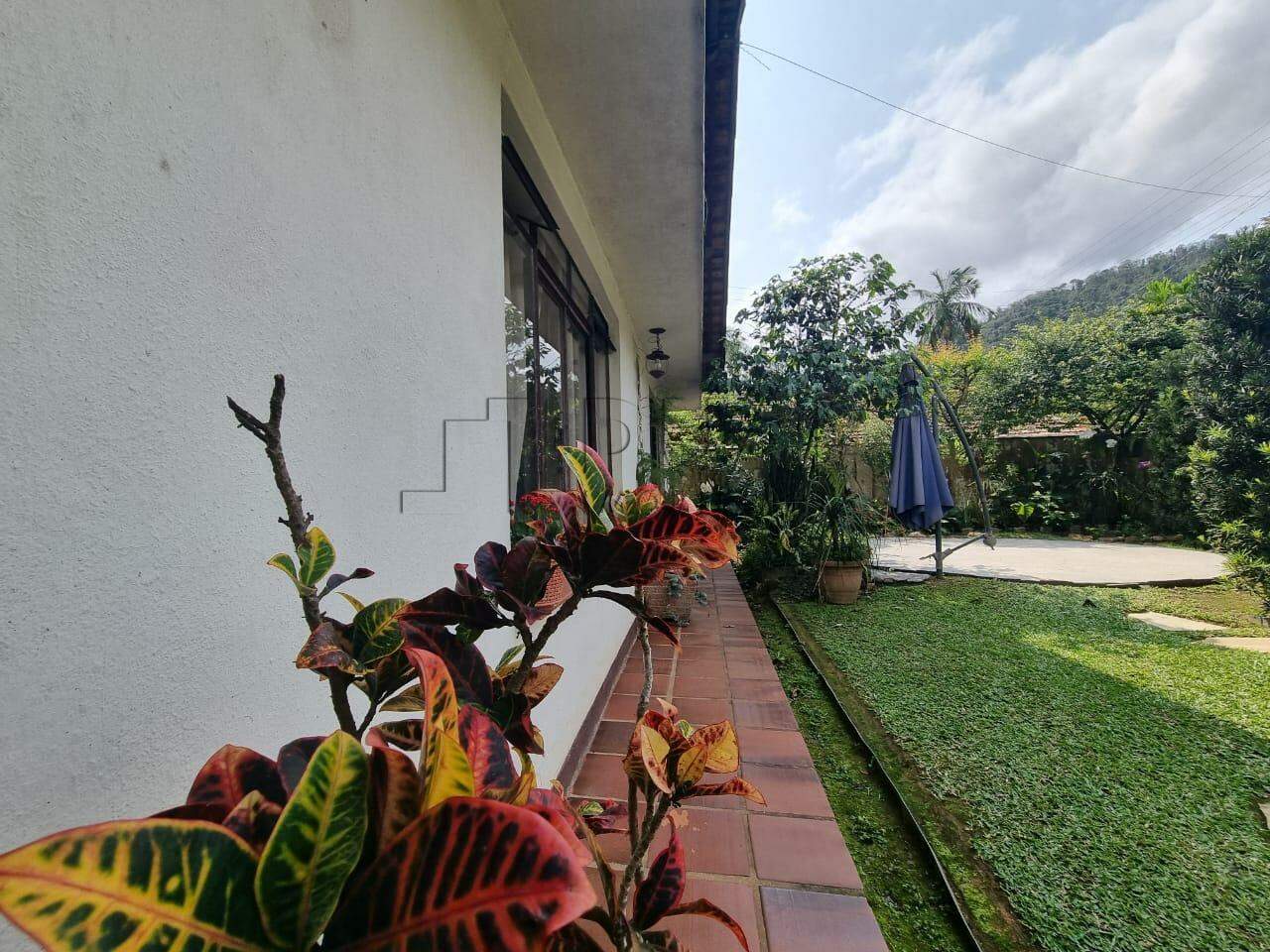 Imagem Casa com 137,86m² e terreno com 498m² à venda no bairro Vila Nova em Jaraguá do Sul