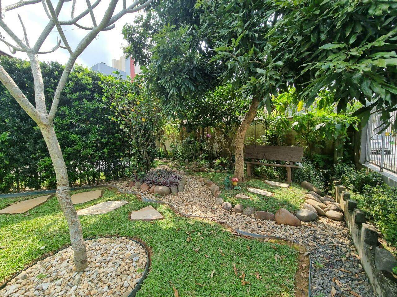 Imagem Casa com 137,86m² e terreno com 498m² à venda no bairro Vila Nova em Jaraguá do Sul