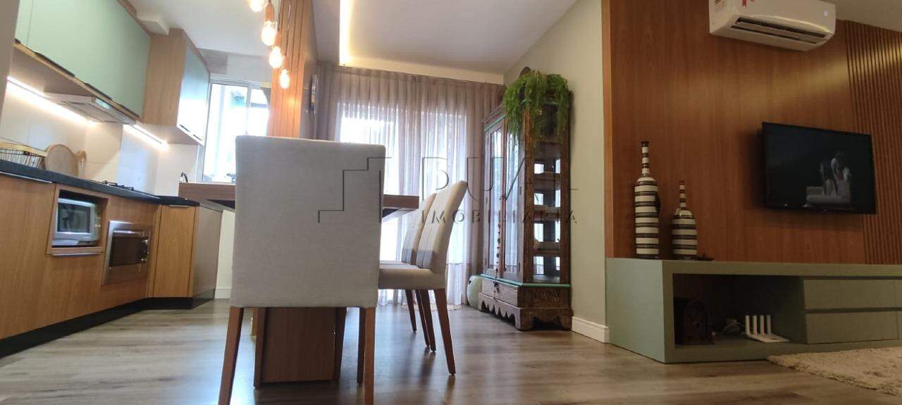 Imagem Apartamento com 67,68 m² mobiliado à venda no bairro Centro em Balneário Piçarras