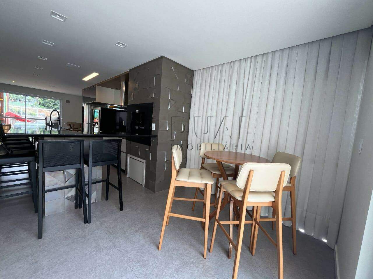 Imagem Apartamento com 149,75m² mobiliado à venda no bairro Vila Nova em Jaraguá do Sul