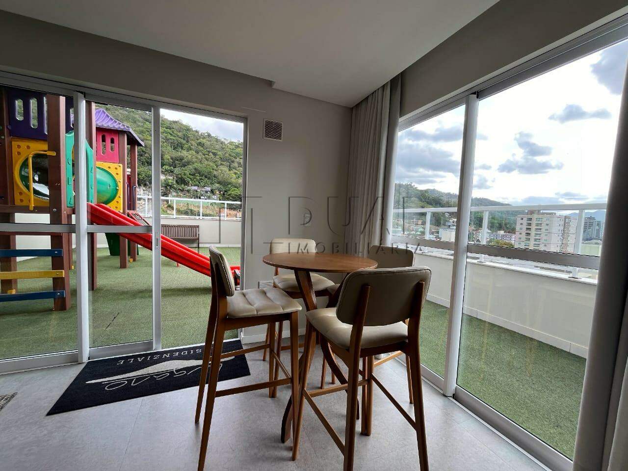 Imagem Apartamento com 149,75m² mobiliado à venda no bairro Vila Nova em Jaraguá do Sul