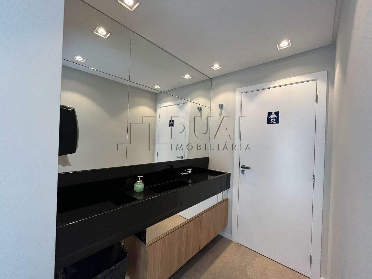 Imagem Cobertura com 202,31m² mobiliada à venda no bairro Vila Nova em Jaraguá do Sul