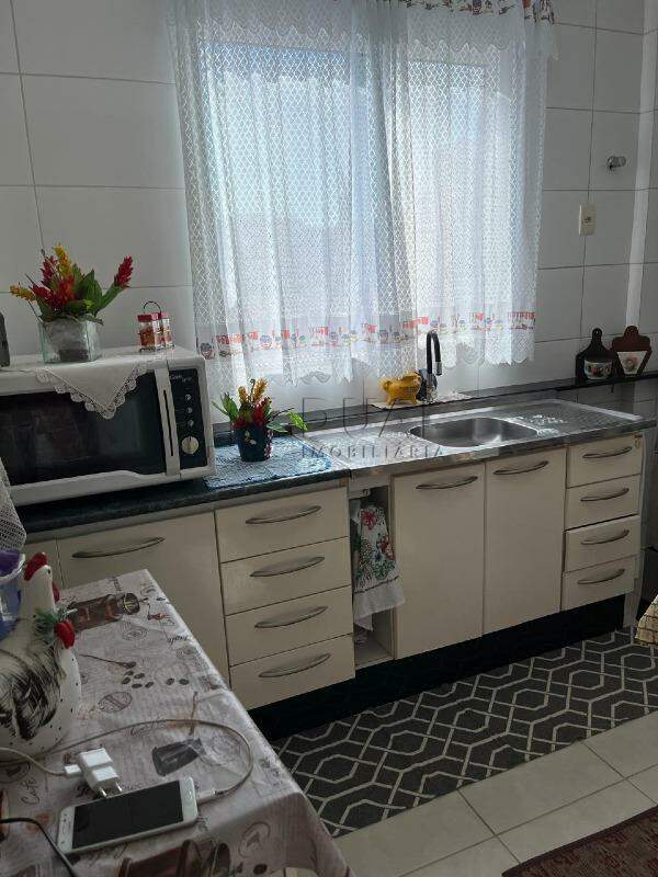 Imagem Apartamento com 94,00m² semimobiliado à venda no bairro Centro em Jaraguá do Sul