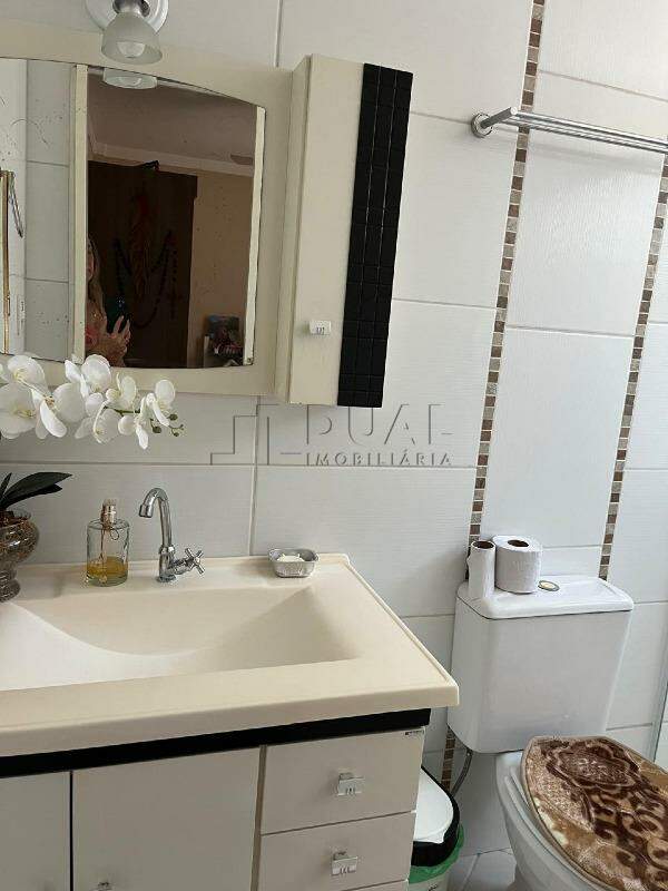 Imagem Apartamento com 94,00m² semimobiliado à venda no bairro Centro em Jaraguá do Sul