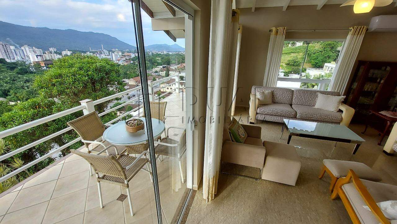 Imagem Casa com linda vista para venda no bairro Vila Nova em Jaraguá do Sul