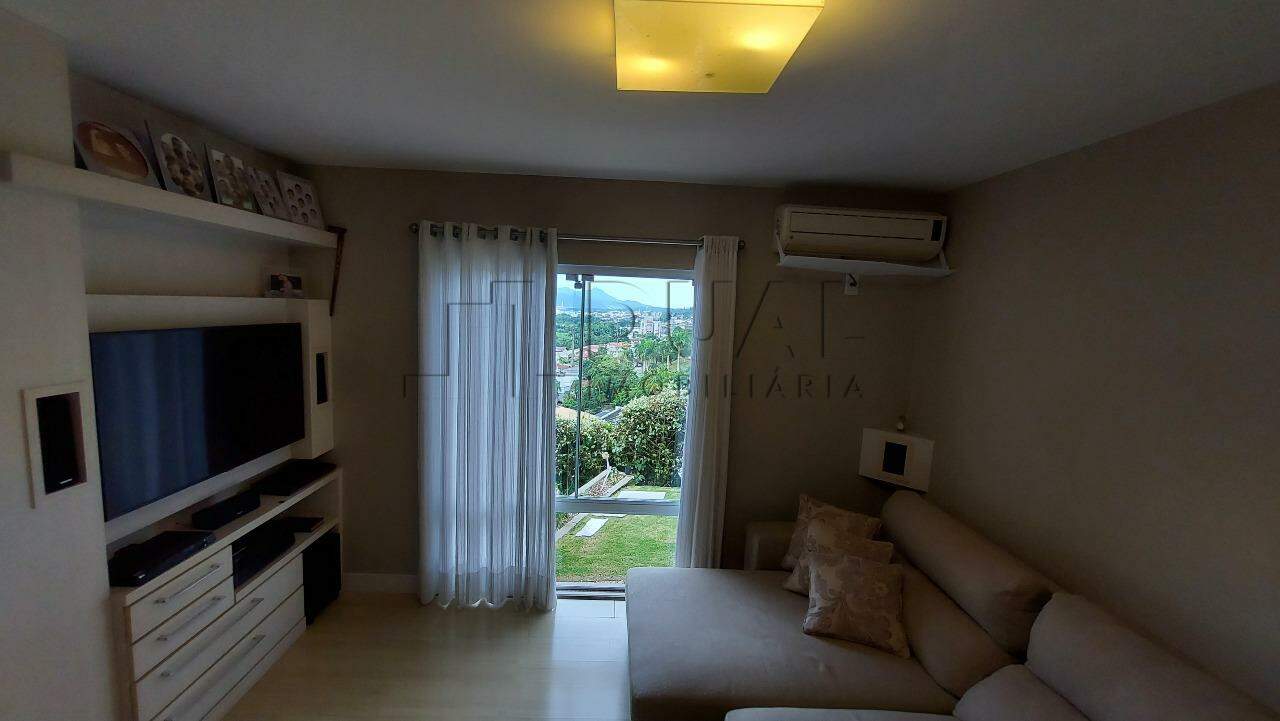 Imagem Casa com linda vista para venda no bairro Vila Nova em Jaraguá do Sul