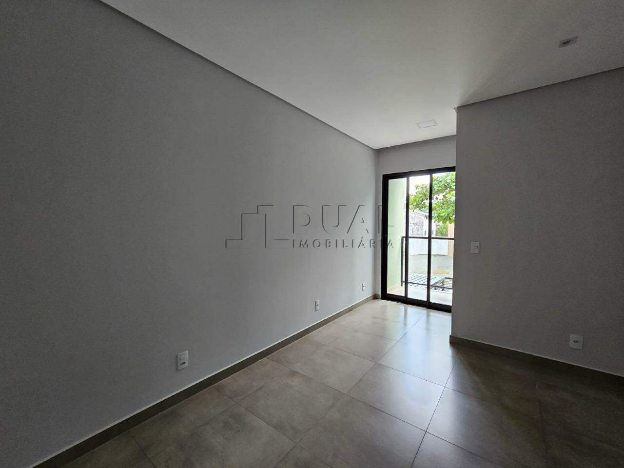 Imagem Geminado sobrado com 2 suítes no bairro Rau em Jaraguá do Sul