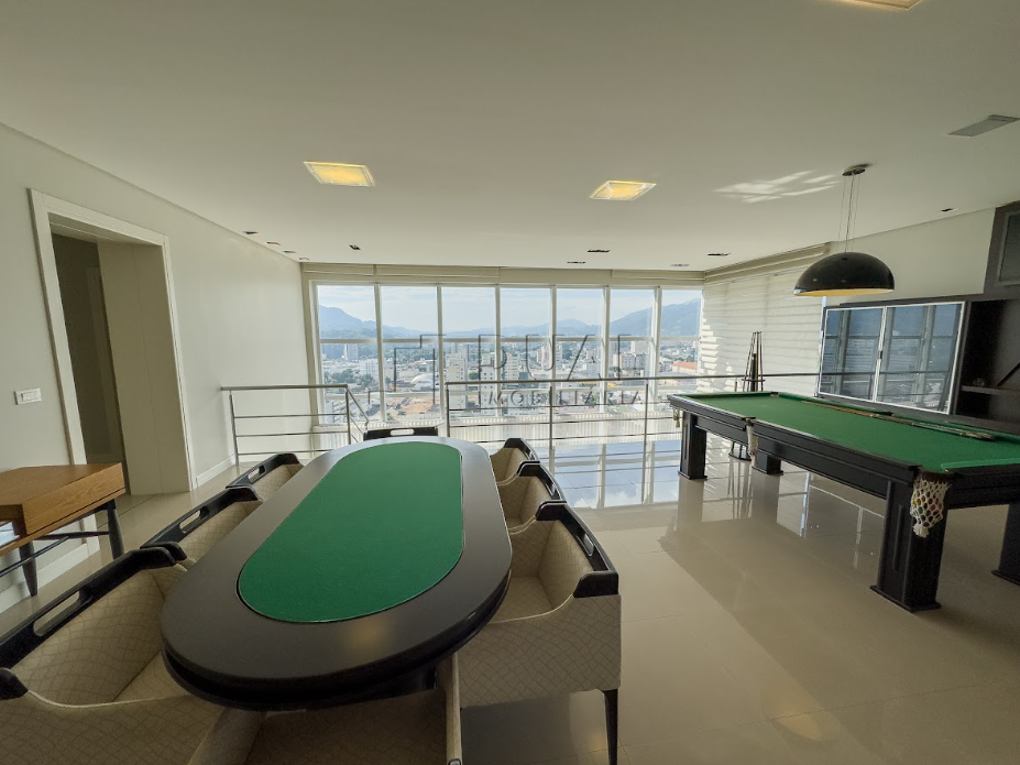 Imagem Cobertura com 542,28m² à venda no Villenueve Residence no Nova Brasília em Jaraguá do Sul