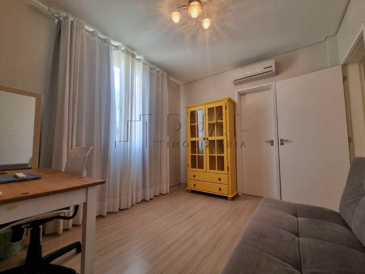 Imagem Apartamento Semi-Mobiliado com 121,10 m² no Centro de Jaraguá do Sul