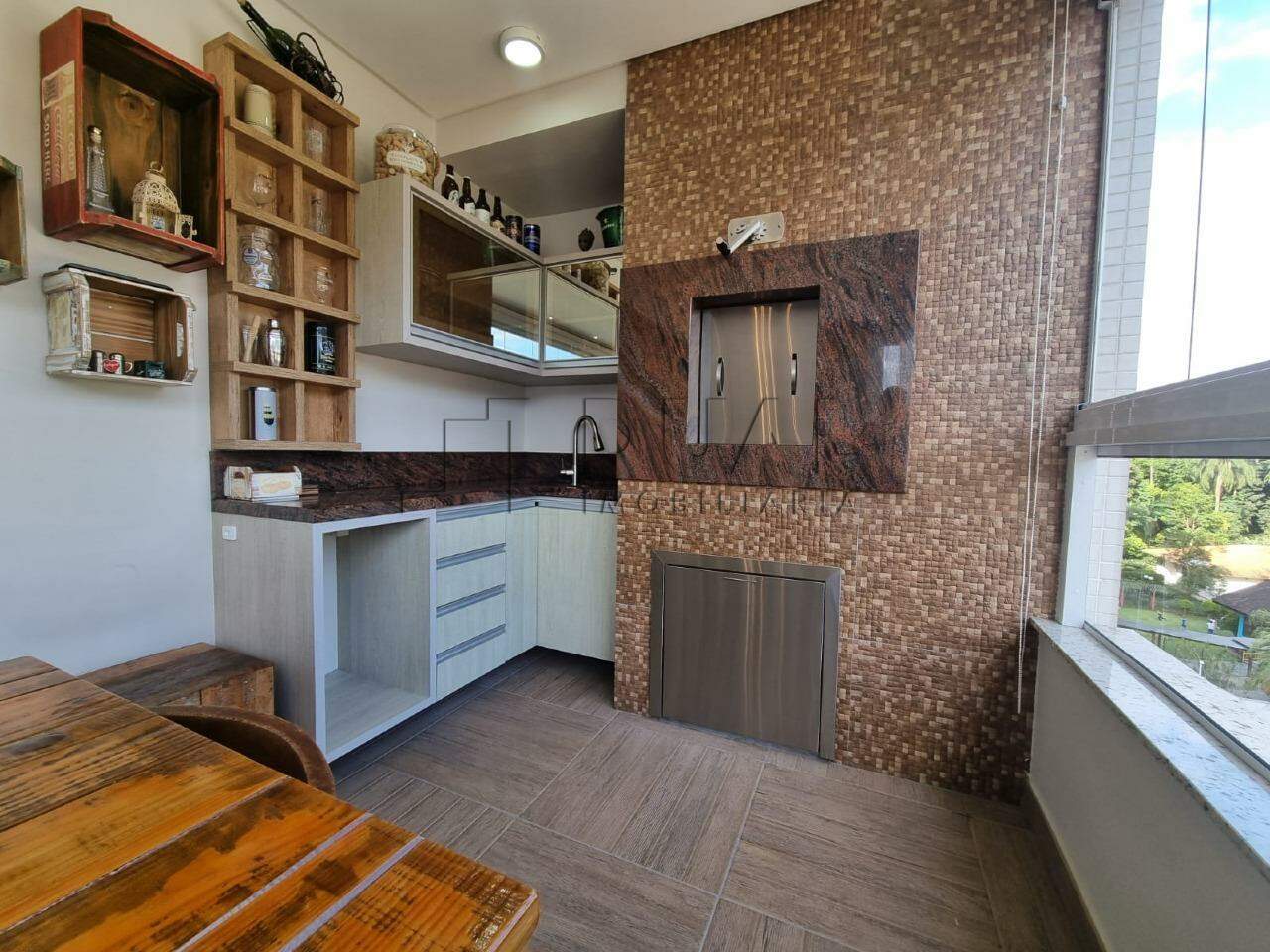 Imagem Apartamento Semi-Mobiliado com 121,10 m² no Centro de Jaraguá do Sul