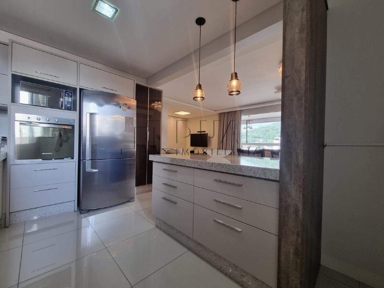 Imagem Apartamento Semi-Mobiliado com 121,10 m² no Centro de Jaraguá do Sul