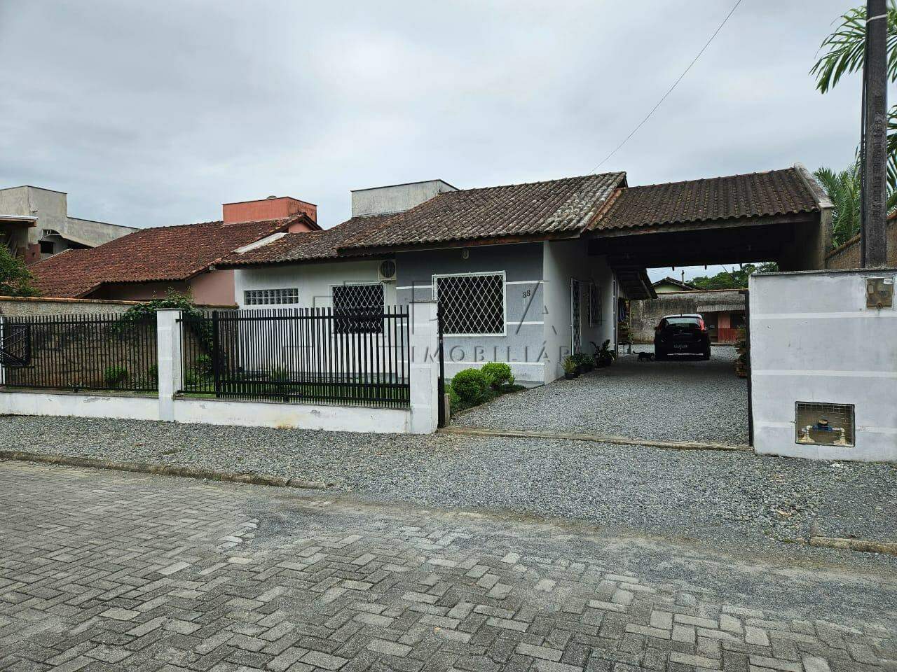 Imagem Casa com suíte + 1 dormitório no bairro Escolinha em Guaramirim