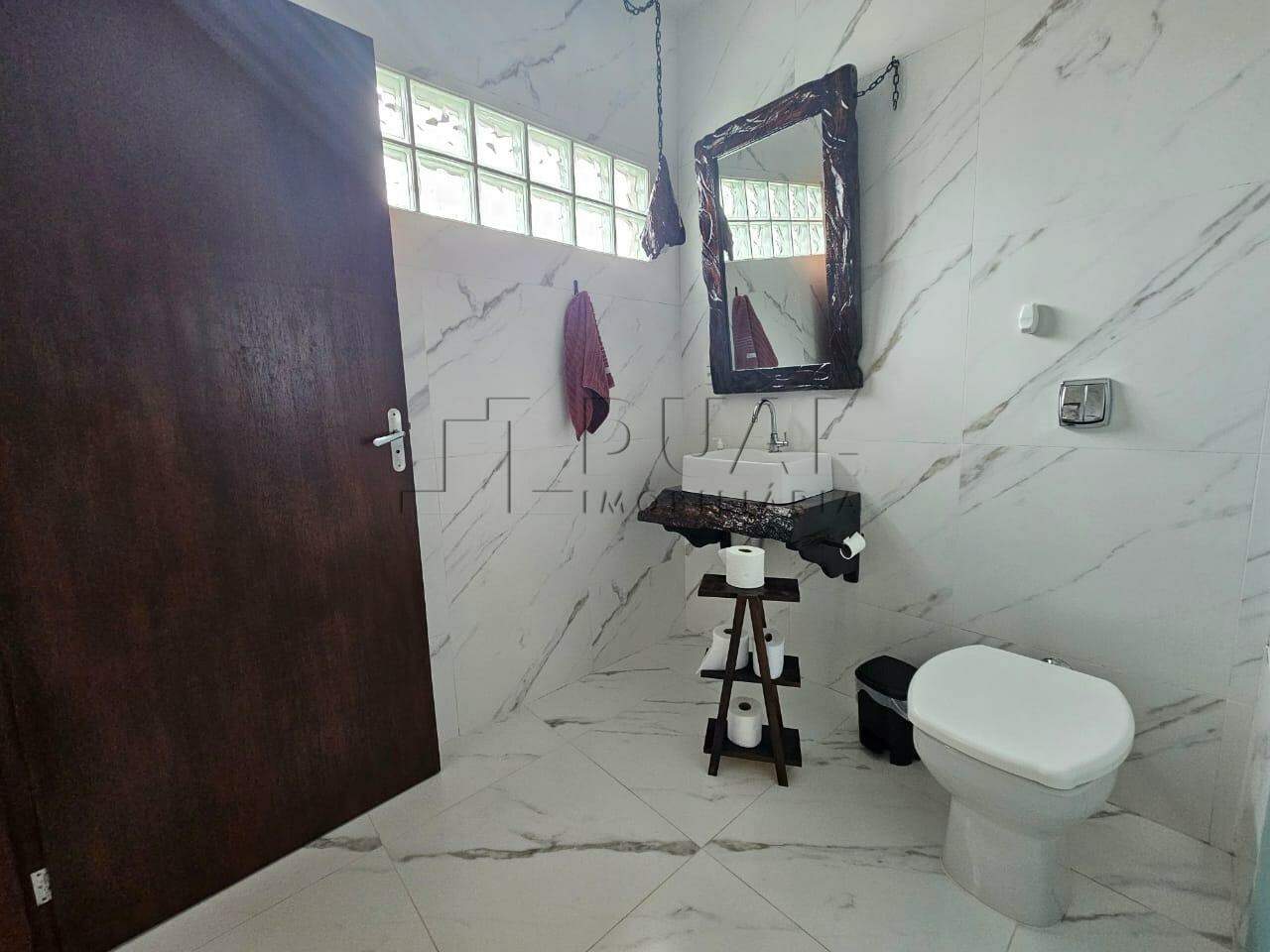 Imagem Casa com suíte + 1 dormitório no bairro Escolinha em Guaramirim