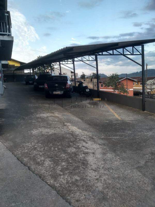 Imagem Prédio residencial inteiro à venda no bairro Nova Esperança em Guaramirim com 8 unidades de apartamentos 