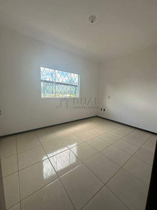 Imagem Prédio residencial inteiro à venda no bairro Nova Esperança em Guaramirim com 8 unidades de apartamentos 