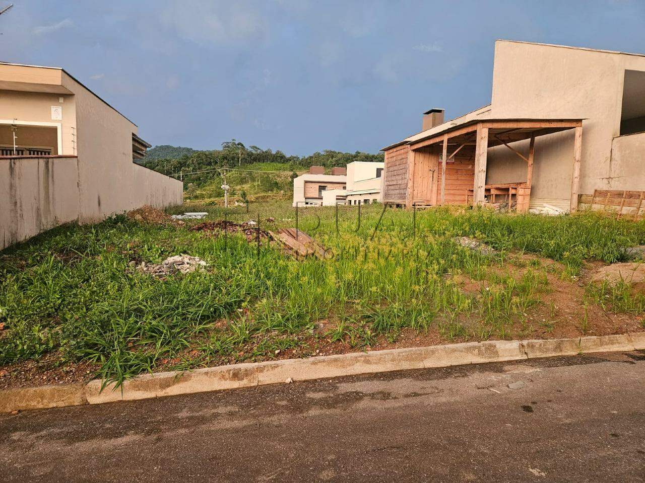 Imagem Terreno no loteamento Montreal no bairro Três Rios do Norte em Jaraguá do Sul