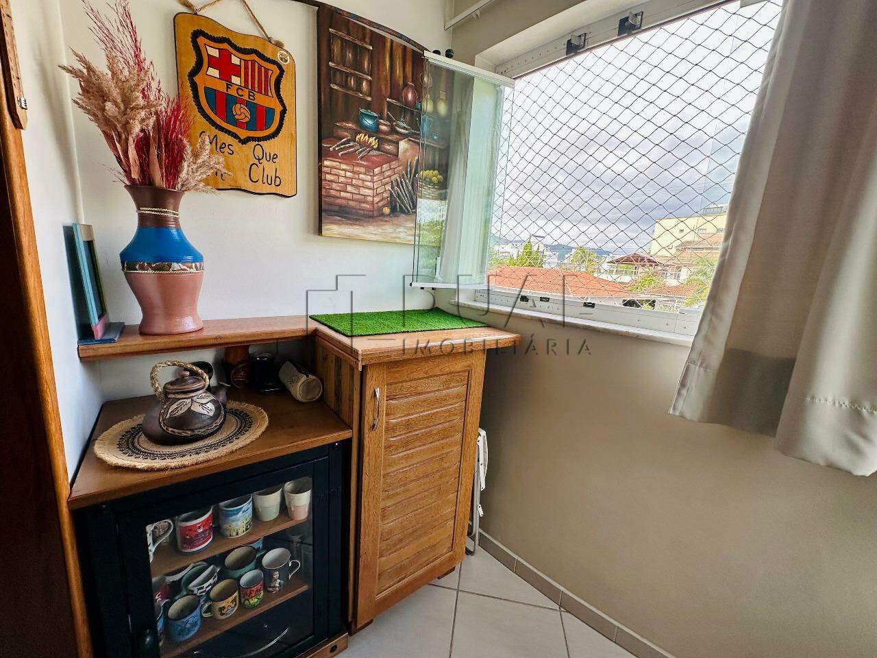 Imagem Apartamento à Venda na Barra do Rio Molha – 2 Quartos e Sacada com Churrasqueira