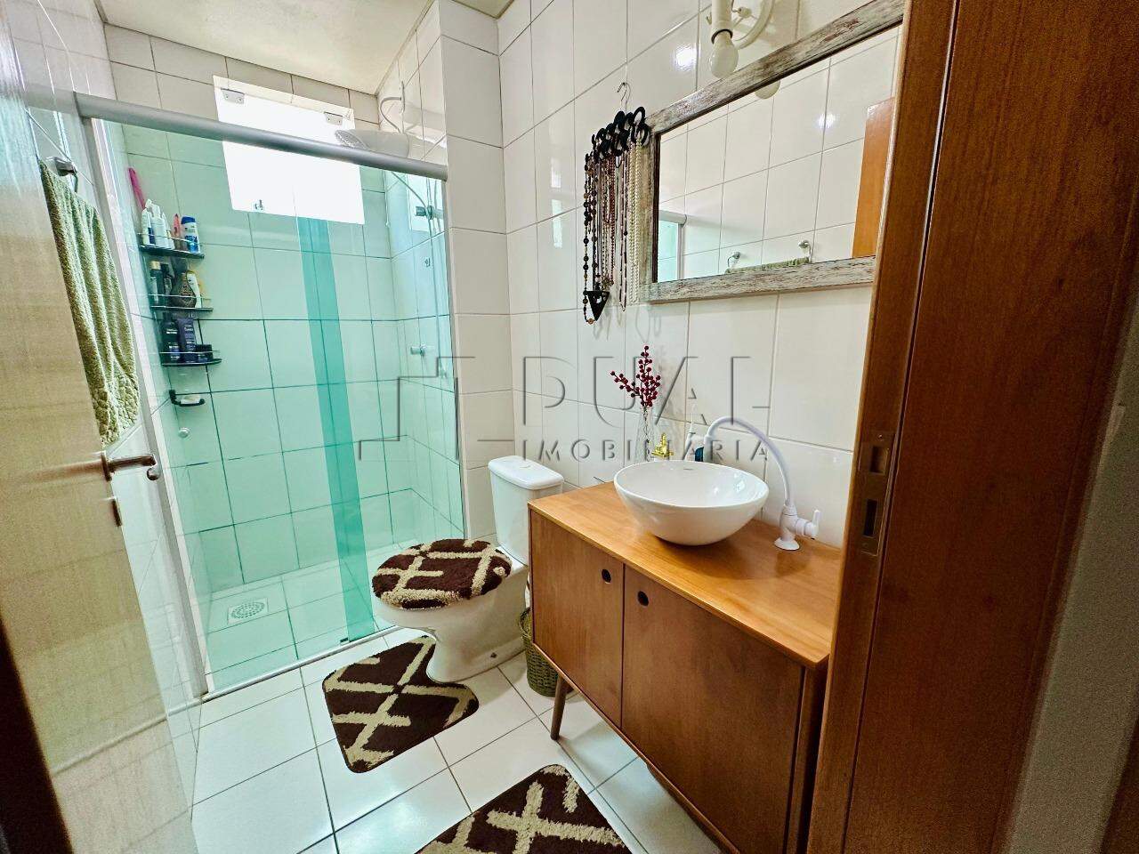 Imagem Apartamento à Venda na Barra do Rio Molha – 2 Quartos e Sacada com Churrasqueira