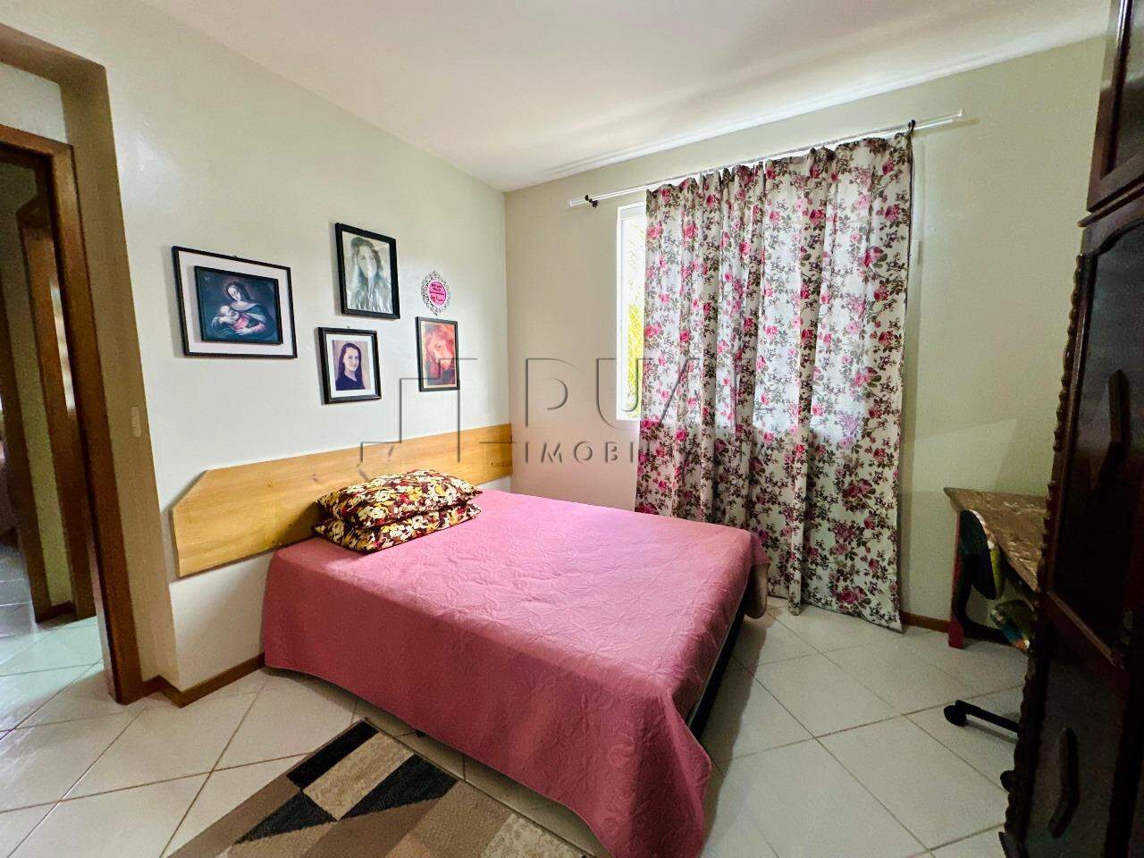 Imagem Apartamento à Venda na Barra do Rio Molha – 2 Quartos e Sacada com Churrasqueira