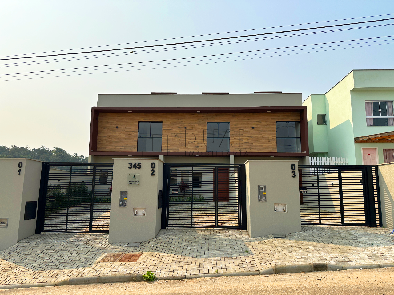 Imagem Sobrado geminado no loteamento Montreal em Jaraguá do Sul no bairro Três Rios do Norte