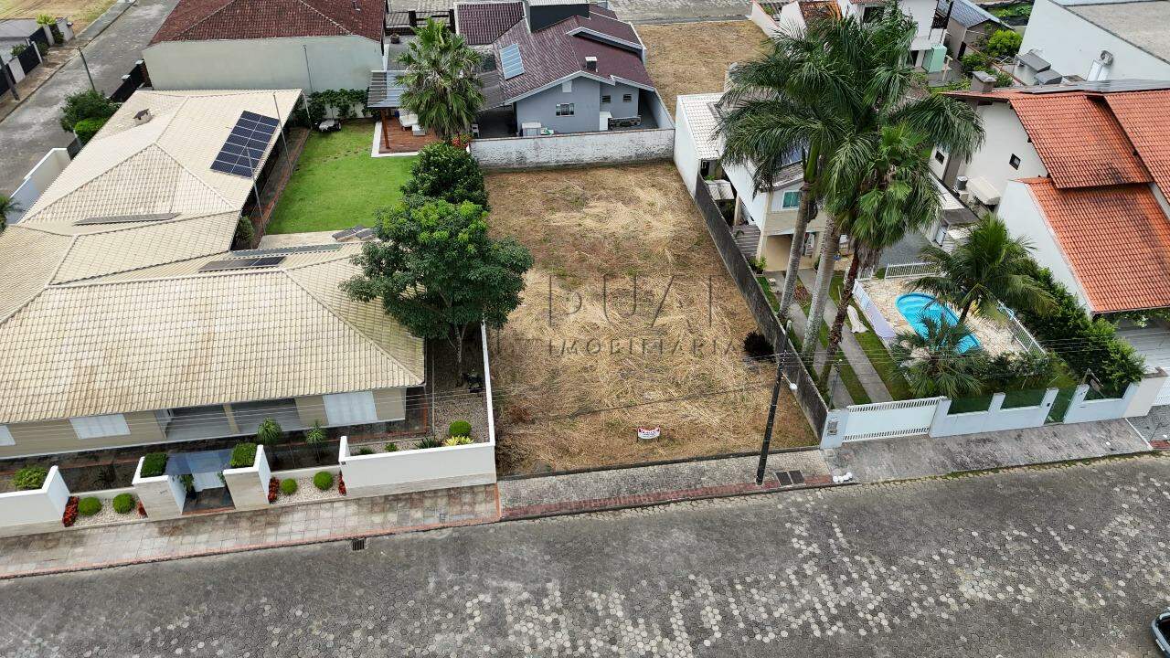 Imagem Terreno à Venda em Bairro Nobre – 392m² | Localização Privilegiada!