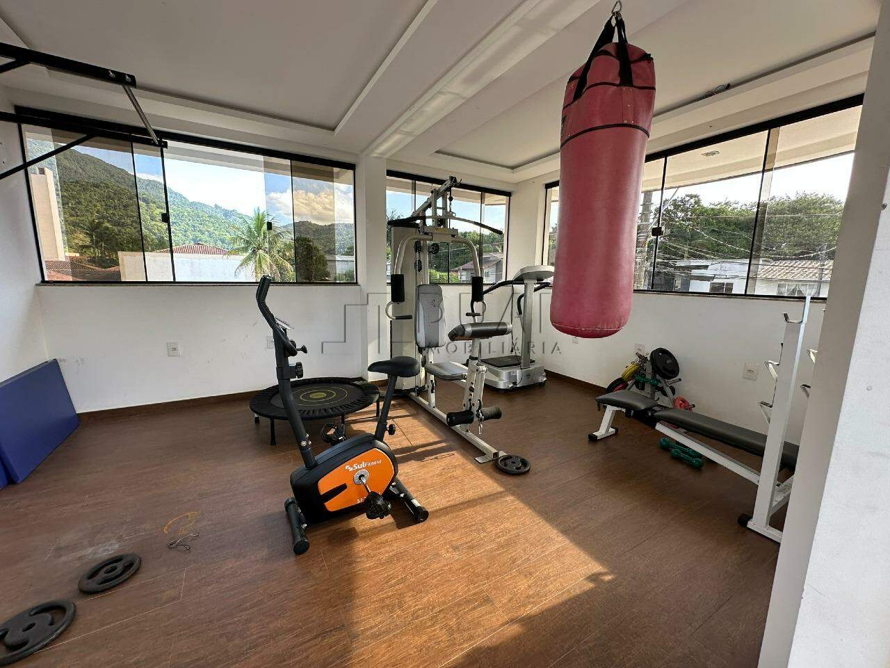 Imagem Casa à venda, 2 quartos, 1 suíte, 4 vagas, Vila Lalau - Jaraguá do Sul/SC