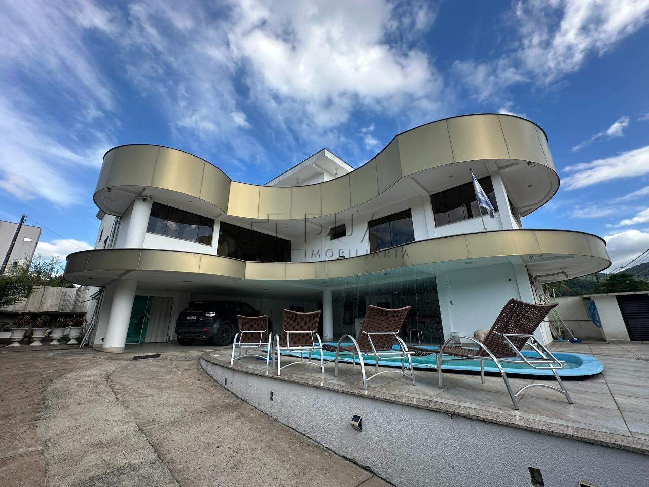 Casa à venda, 2 quartos, 1 suíte, 4 vagas, Vila Lalau - Jaraguá do Sul/SC