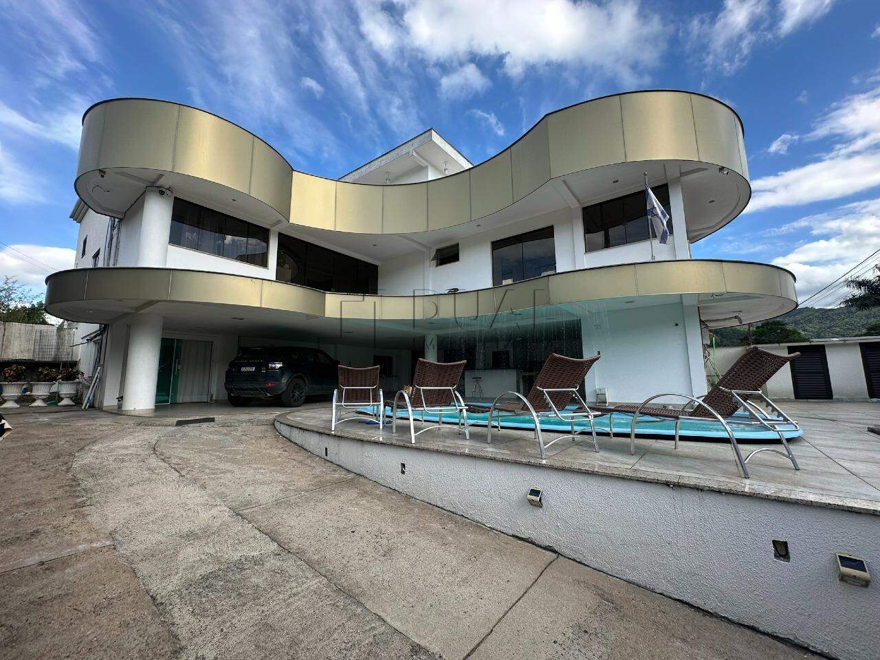 Imagem Casa à venda, 2 quartos, 1 suíte, 4 vagas, Vila Lalau - Jaraguá do Sul/SC