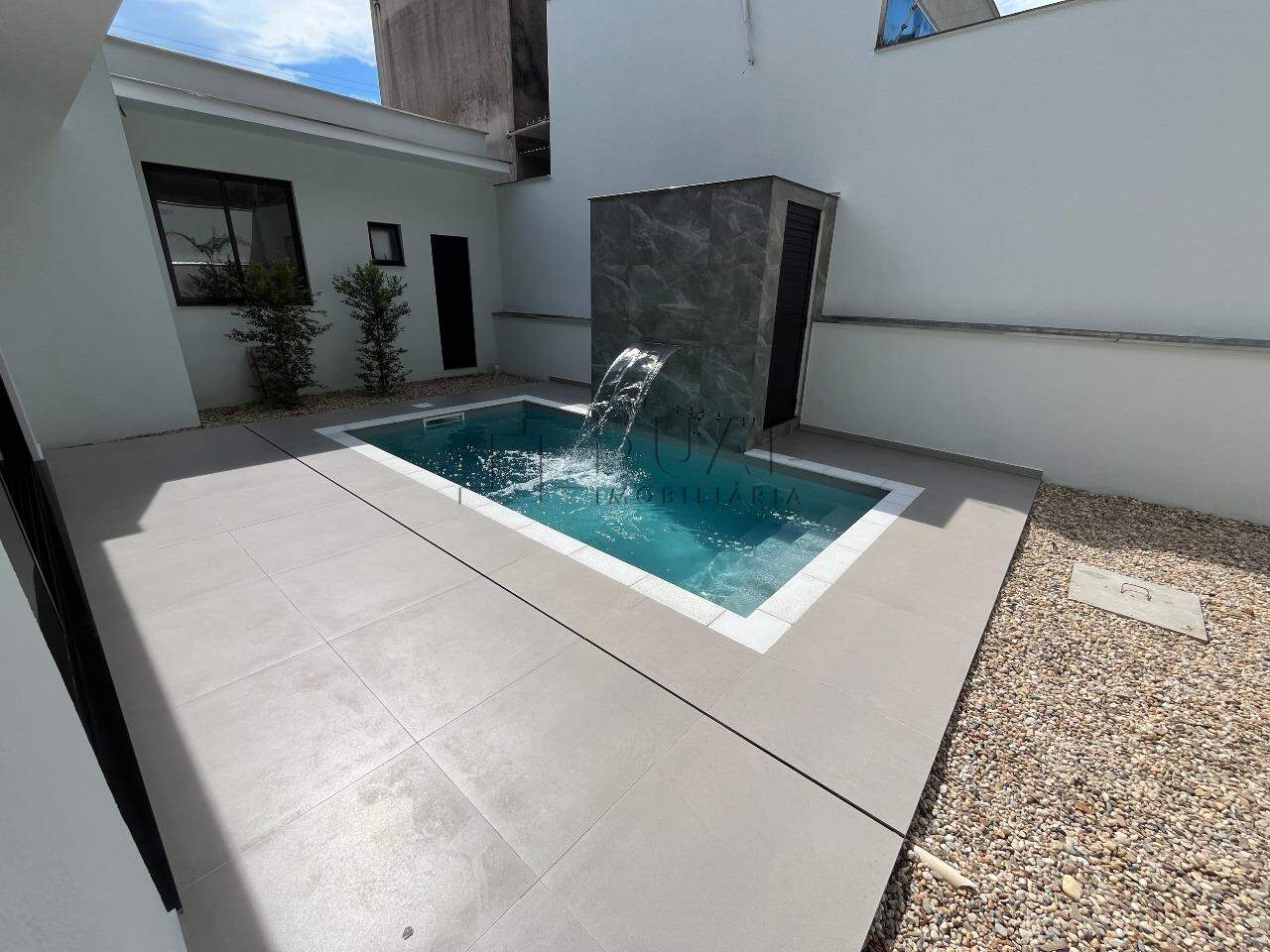 Imagem Casa com 4 suítes no Condomínio Residencial Champs Elysee no bairro Amizade em Jaraguá do Sul - Elysiun Residenz