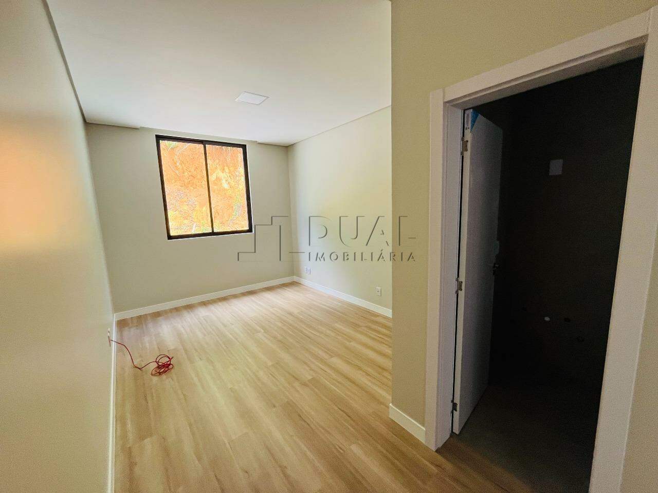 Imagem Casa com 4 suítes no Condomínio Residencial Champs Elysee no bairro Amizade em Jaraguá do Sul - Elysiun Residenz