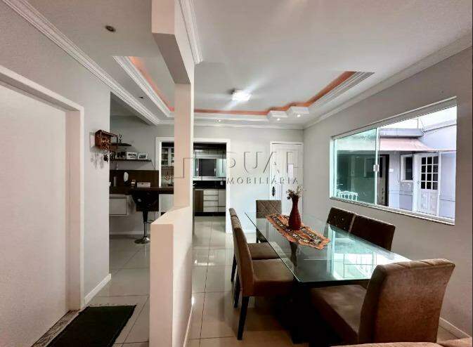 Imagem Casa à venda, 3 quartos, 1 suíte, Barra do Rio Cerro - Jaraguá do Sul/SC