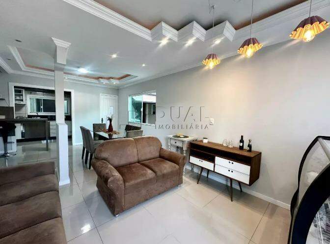 Imagem Casa à venda, 3 quartos, 1 suíte, Barra do Rio Cerro - Jaraguá do Sul/SC