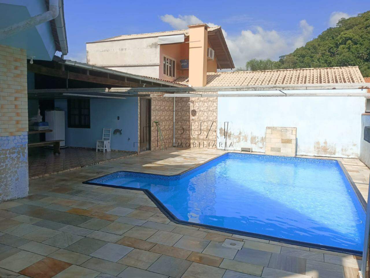 Imagem Casa à venda, 3 quartos, 1 suíte, Barra do Rio Cerro - Jaraguá do Sul/SC