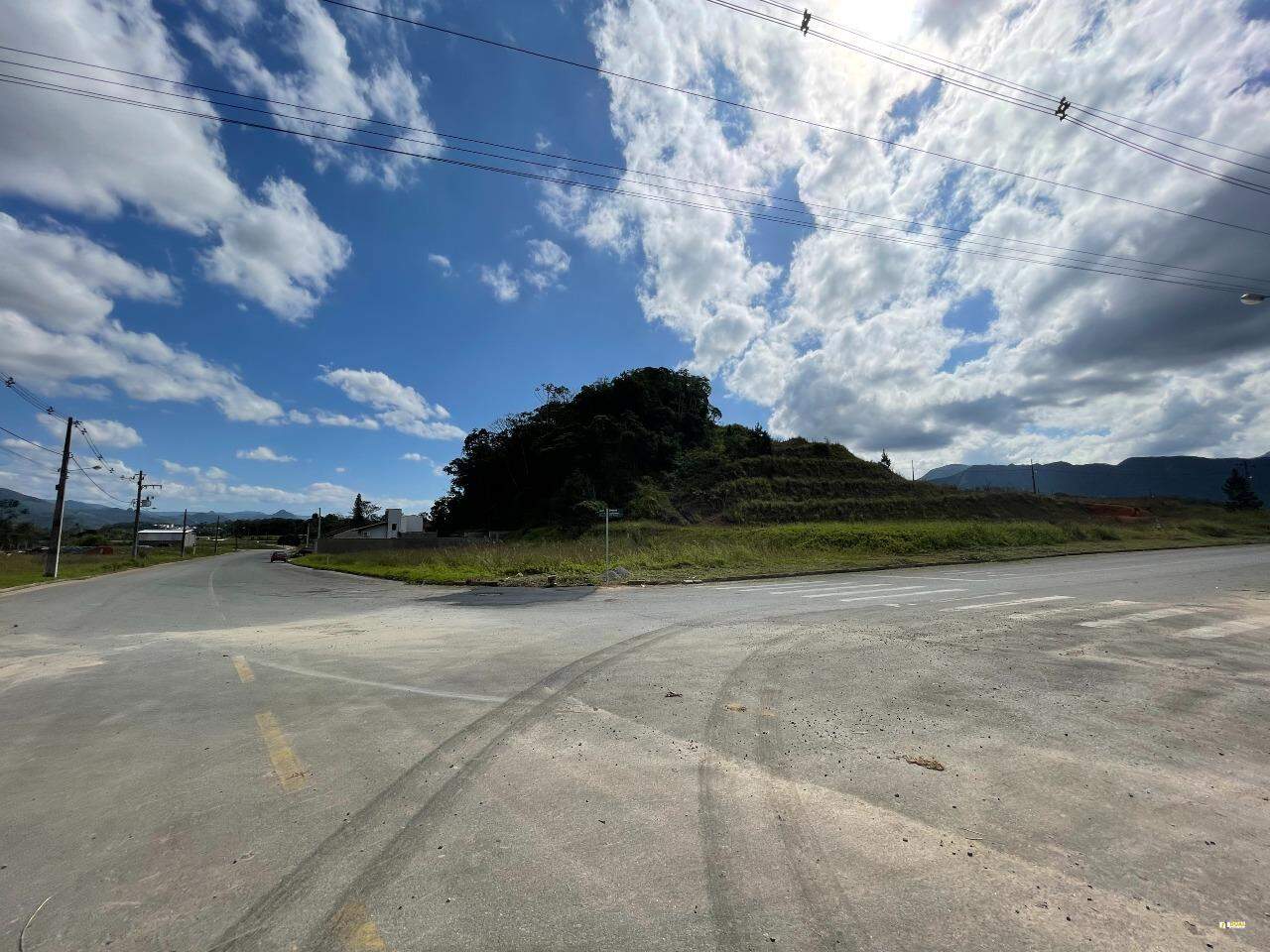 Imagem Terreno a venda no bairro Três Rios do Norte