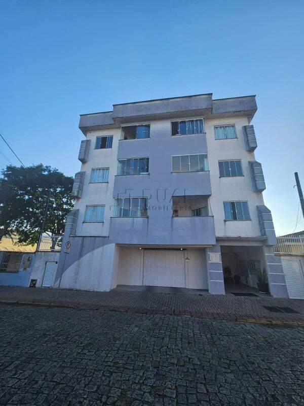 Imagem Apartamento mobiliado em rua sem saída no bairro Vila Lalau em Jaraguá do Sul