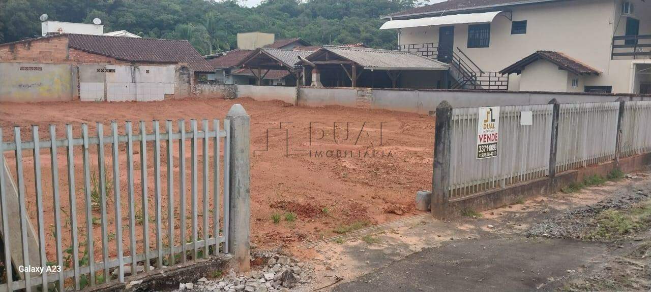 Terreno em rua principal no bairro Santa Luzia em Schroeder