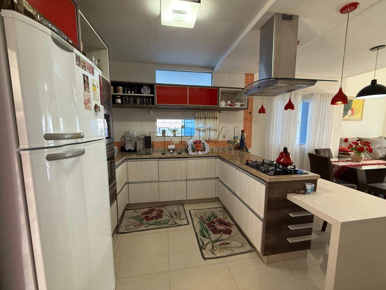 Imagem Casa Moderna com Área Gourmet e Energia Solar – Tranquilidade e Conforto em Rua Sem Saída!