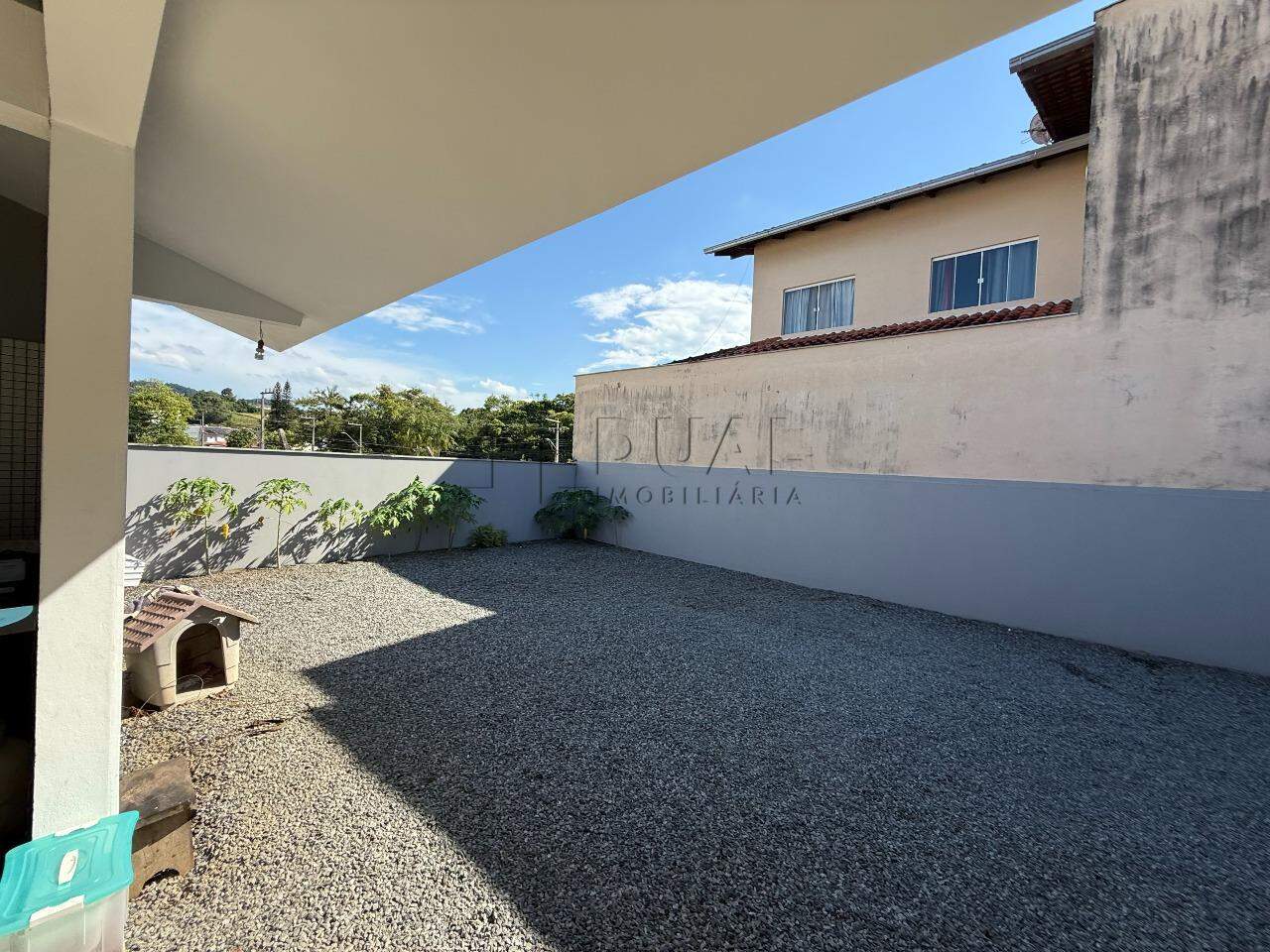 Imagem Casa Moderna com Área Gourmet e Energia Solar – Tranquilidade e Conforto em Rua Sem Saída!