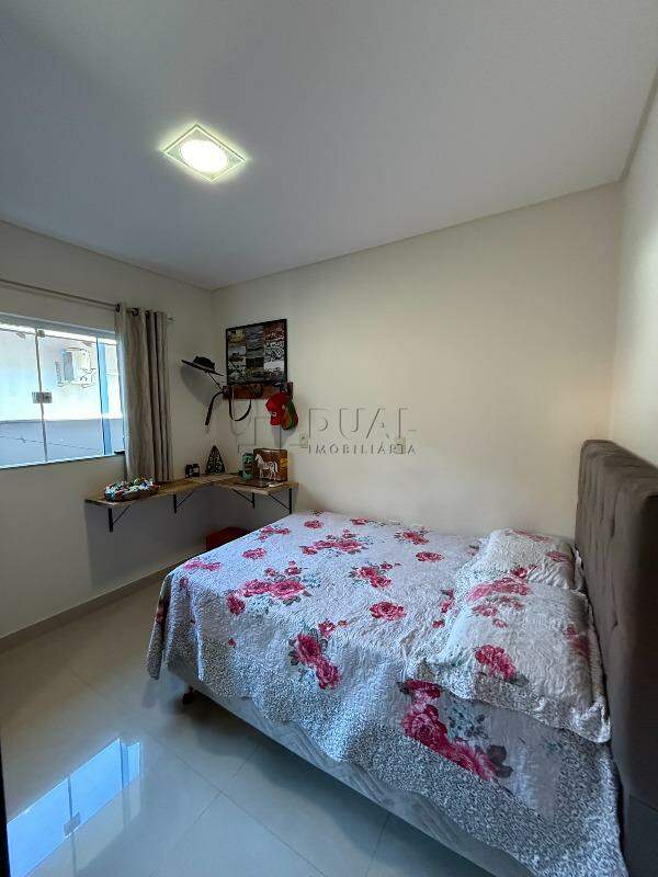 Imagem Casa Moderna com Área Gourmet e Energia Solar – Tranquilidade e Conforto em Rua Sem Saída!