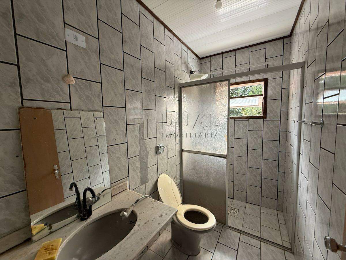 Imagem Oportunidade de Casa Térrea com Amplo Quintal no bairro Amizade